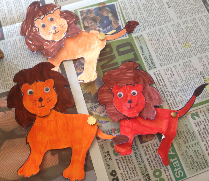 Cut out lions